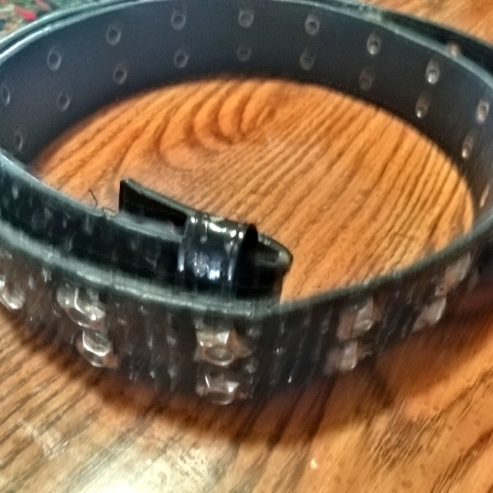 Black Patent Leather and Silvertone Stars Rocker Style Belt